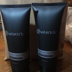 Evalectric Moisturizing Conditioner- two